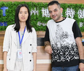 沙特客戶來(lái)中國(guó)進(jìn)口商用健身房器械