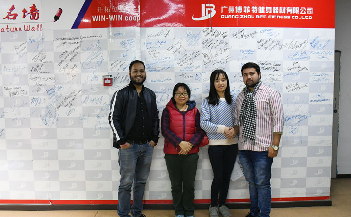 印度客戶采購健身器材